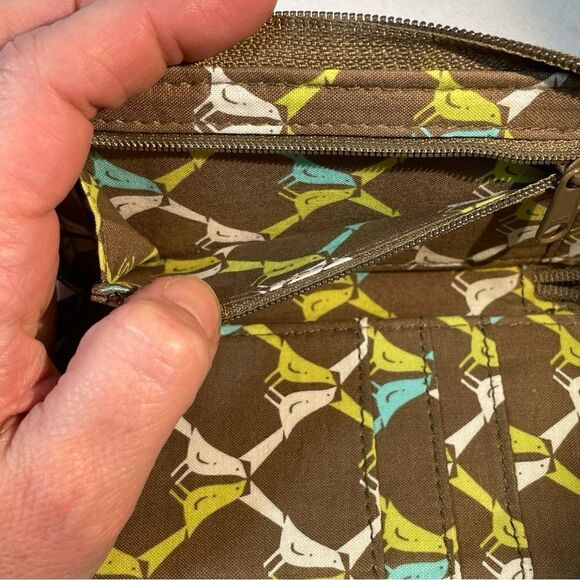 Vera Bradley All In One Wristlet in Sittin' in a Tree - Picture 6 of 7
